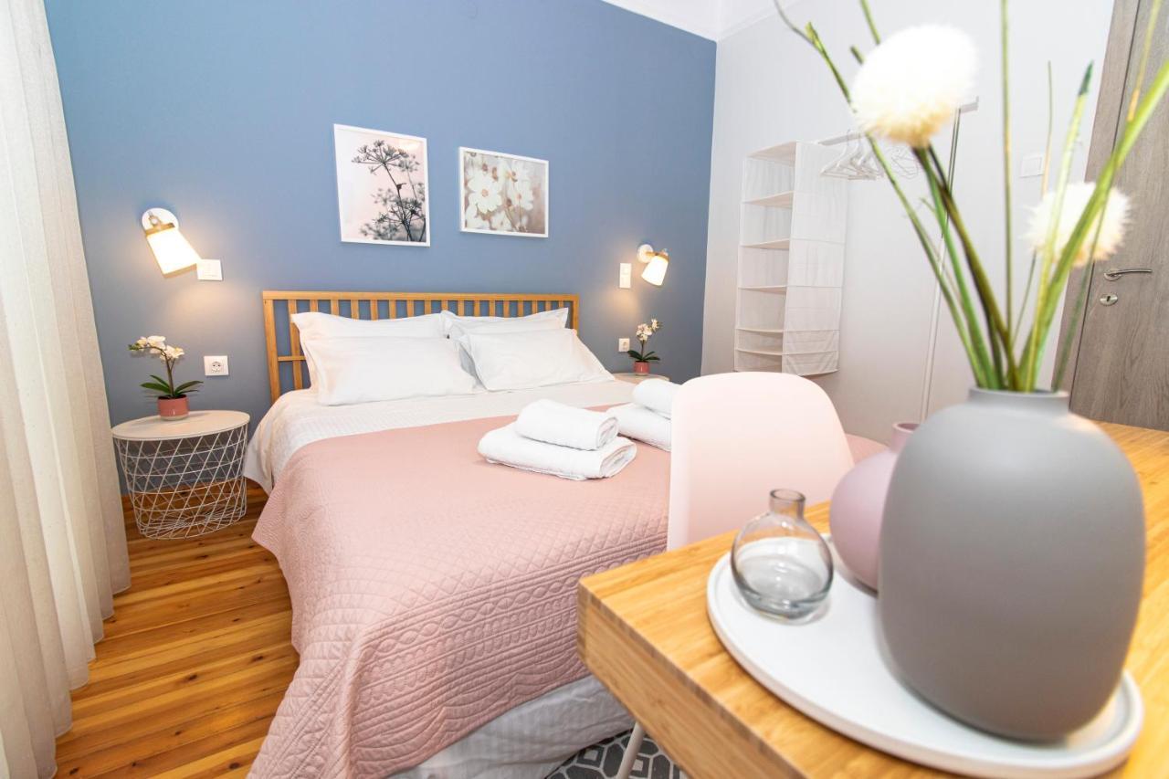 Large, Sunny, Modern Apartment Fully Renovated, Next To Agia Sofia テッサロニキ エクステリア 写真